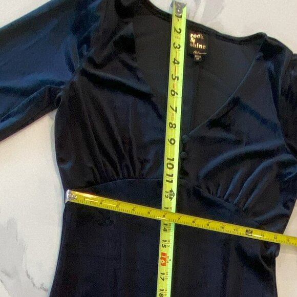 Reitmans Rock and Shine - Black vneck dress, long sleeve, soft velvet feel - Picture 3 of 4